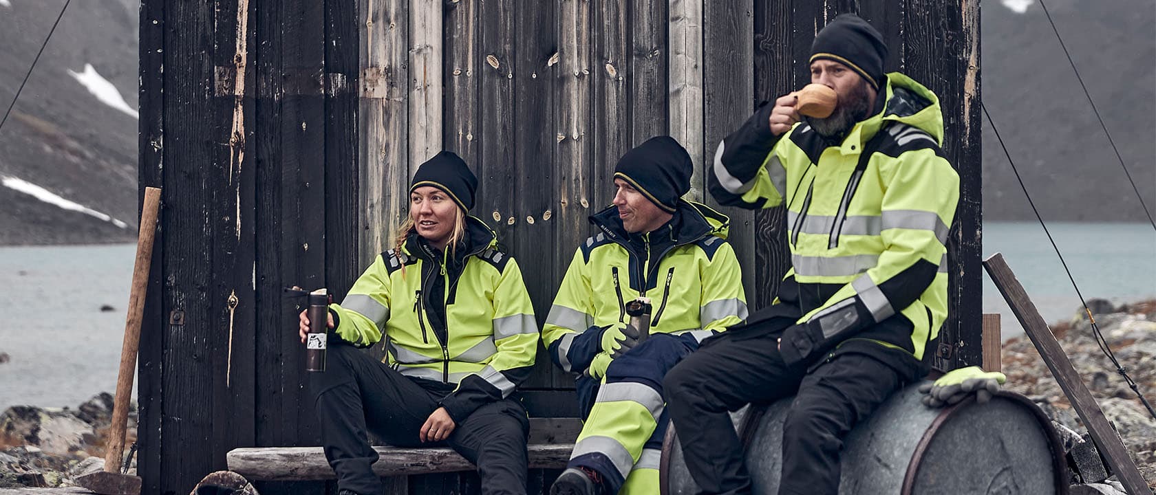 highvis_community_1680x720-jpg