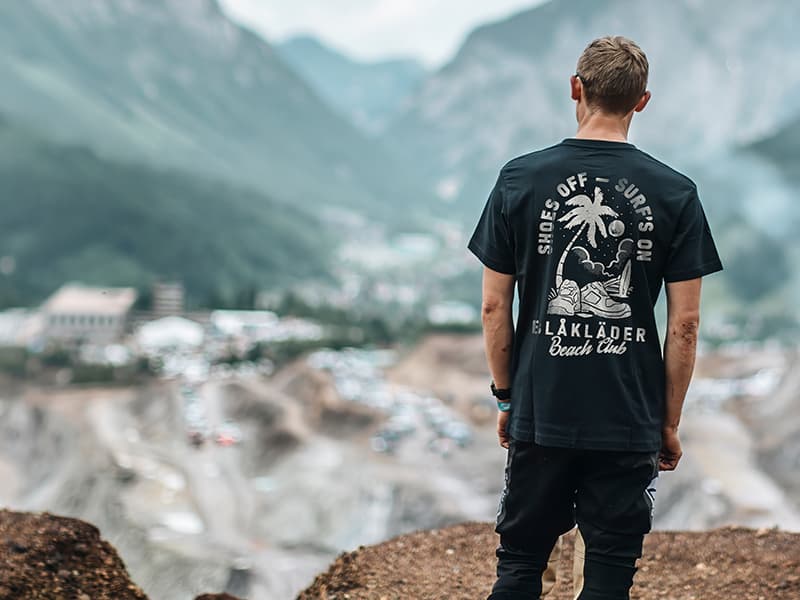 Spot_T-shirt-800x600px