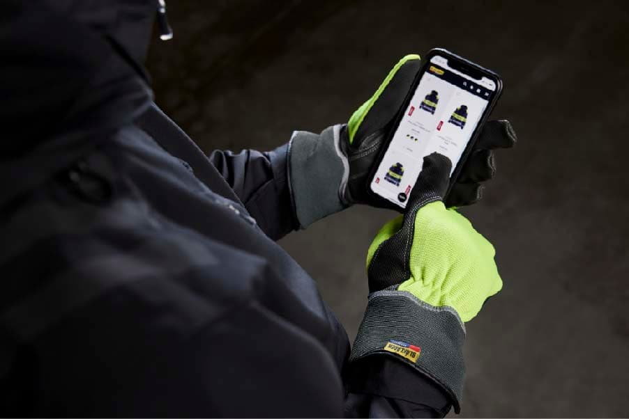 28771405_glove_touch_800-jpg