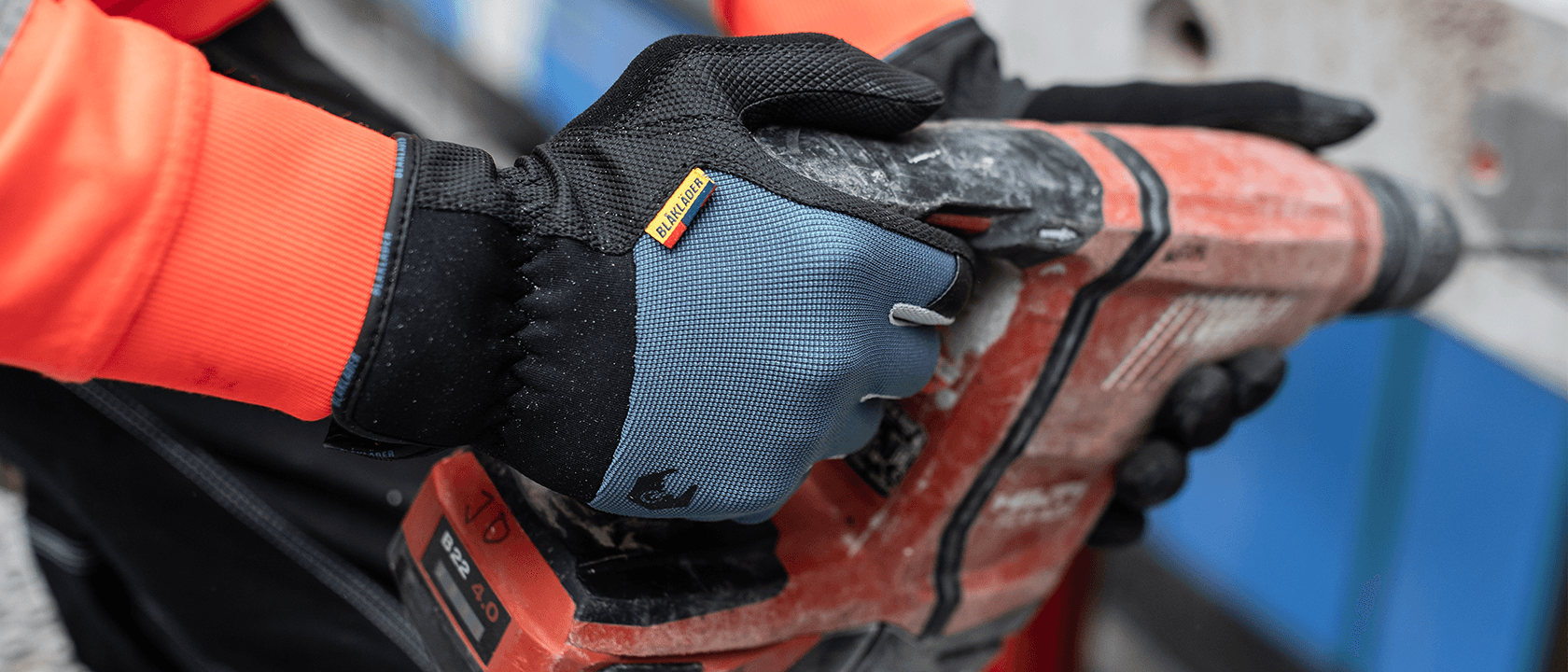 Gloves_Supreme-1680x720-1